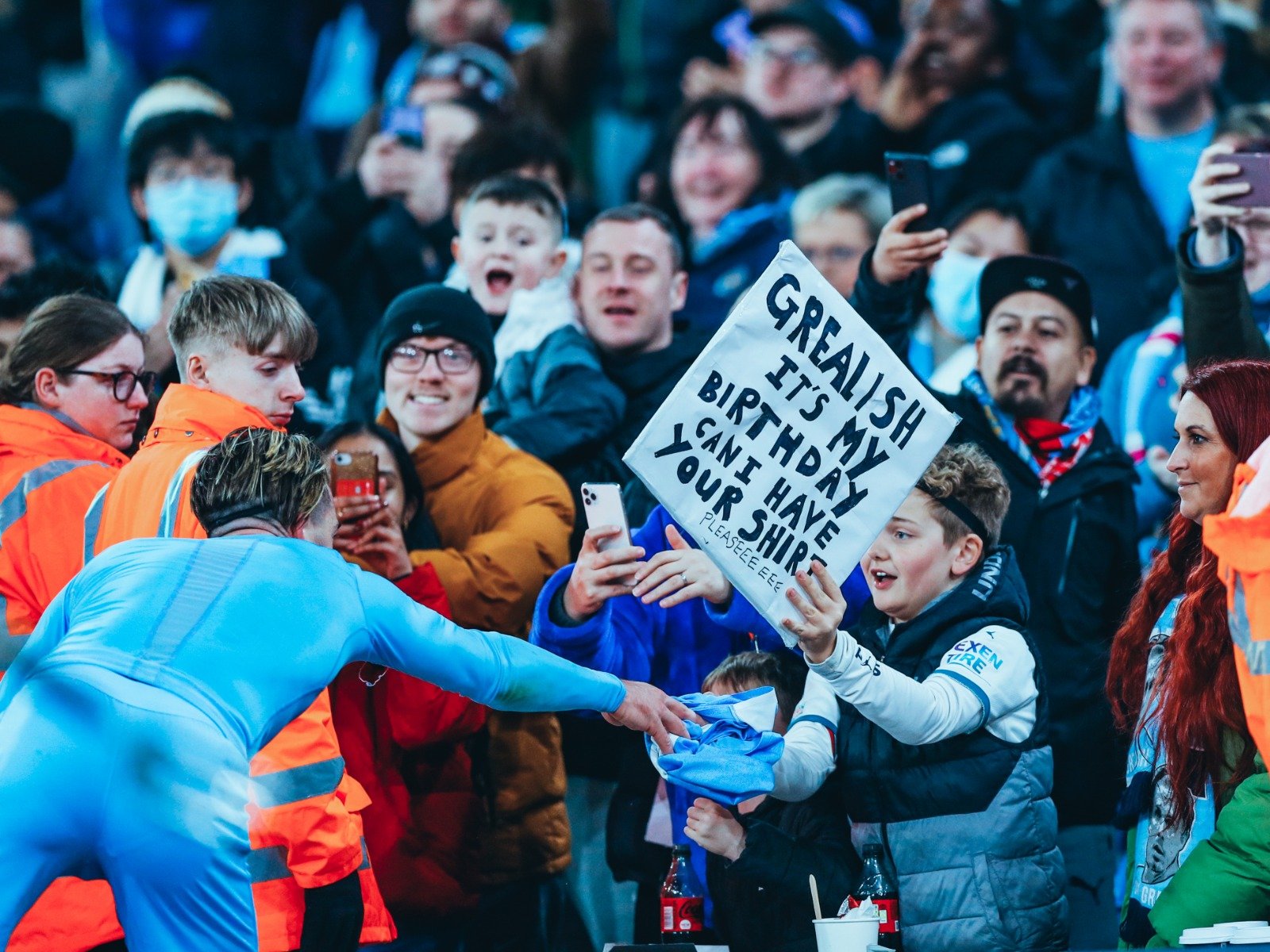 一名足球界 一名足球界