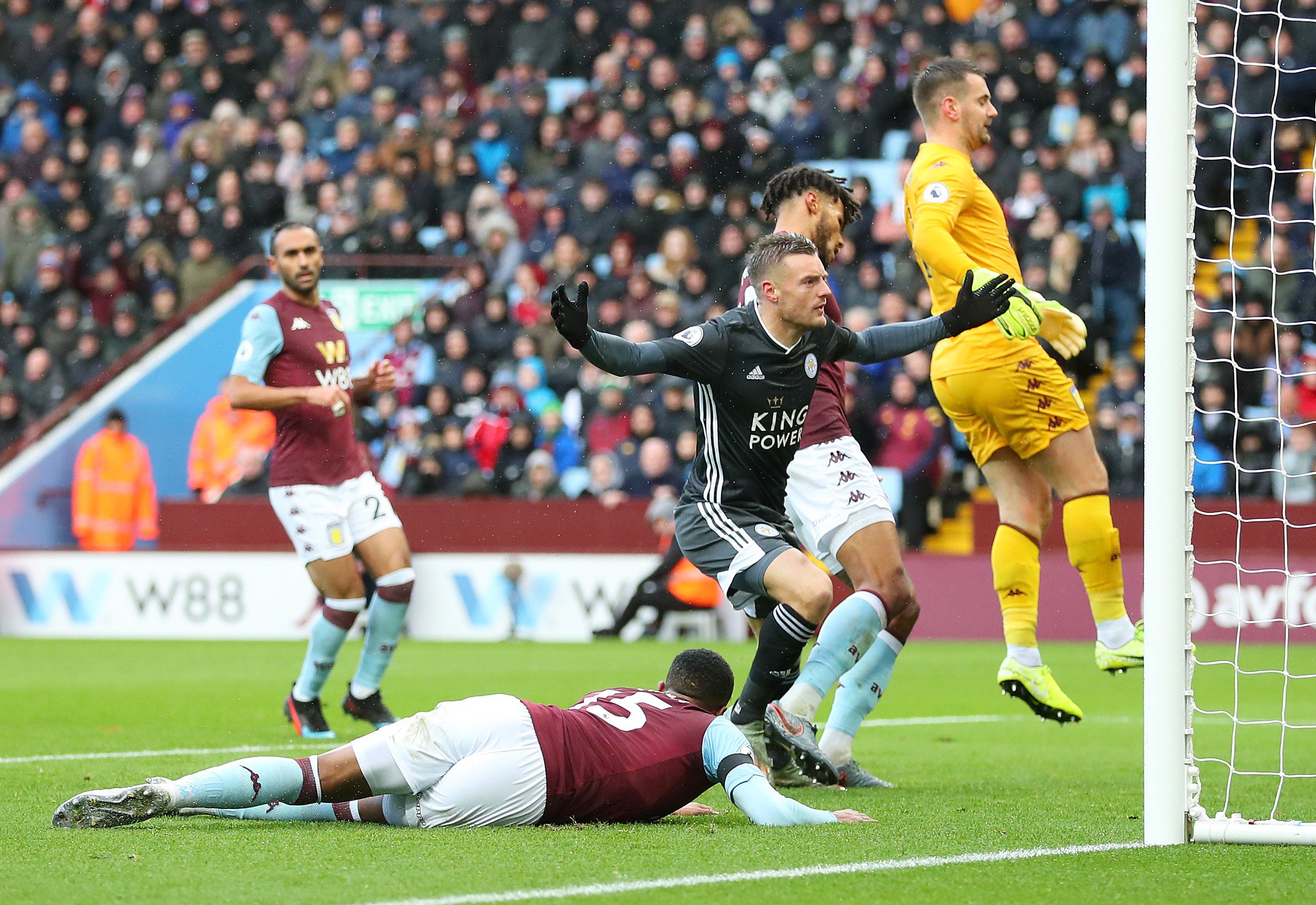 能力使他在 能力使他在