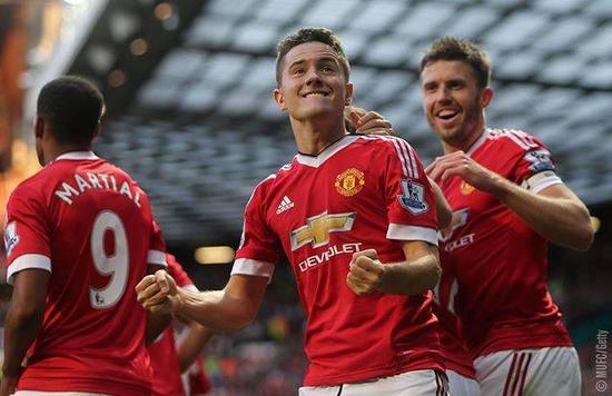 们背后的团 们背后的团